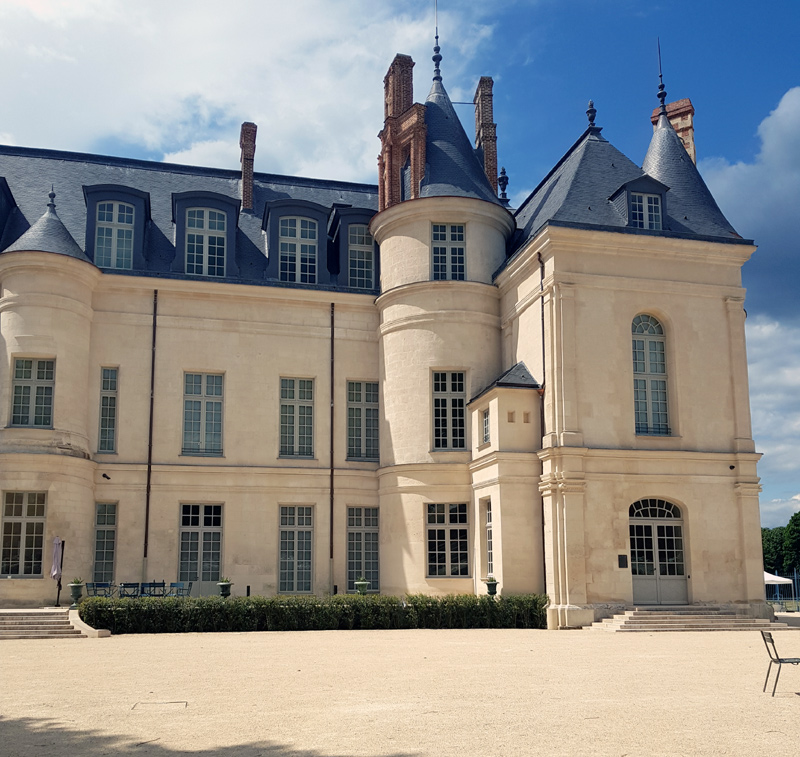 chateau